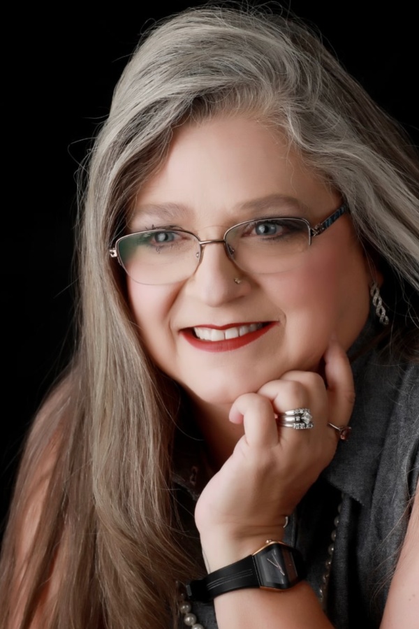 Cruise Brothers Travel Agent Jennifer May ---